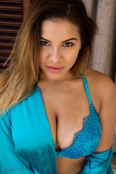 Heavy Chested Lacey Banghard
