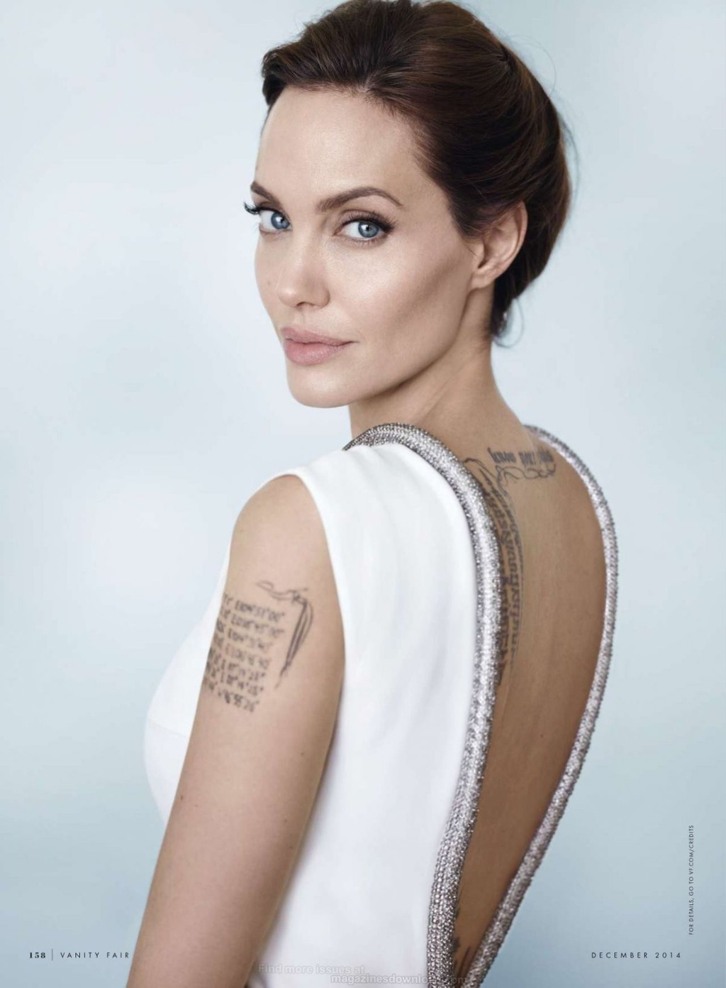 Angelina Jolie 08
