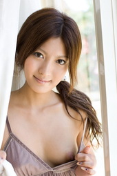 Yuki Asada Shows Her Sexy Youthful Body