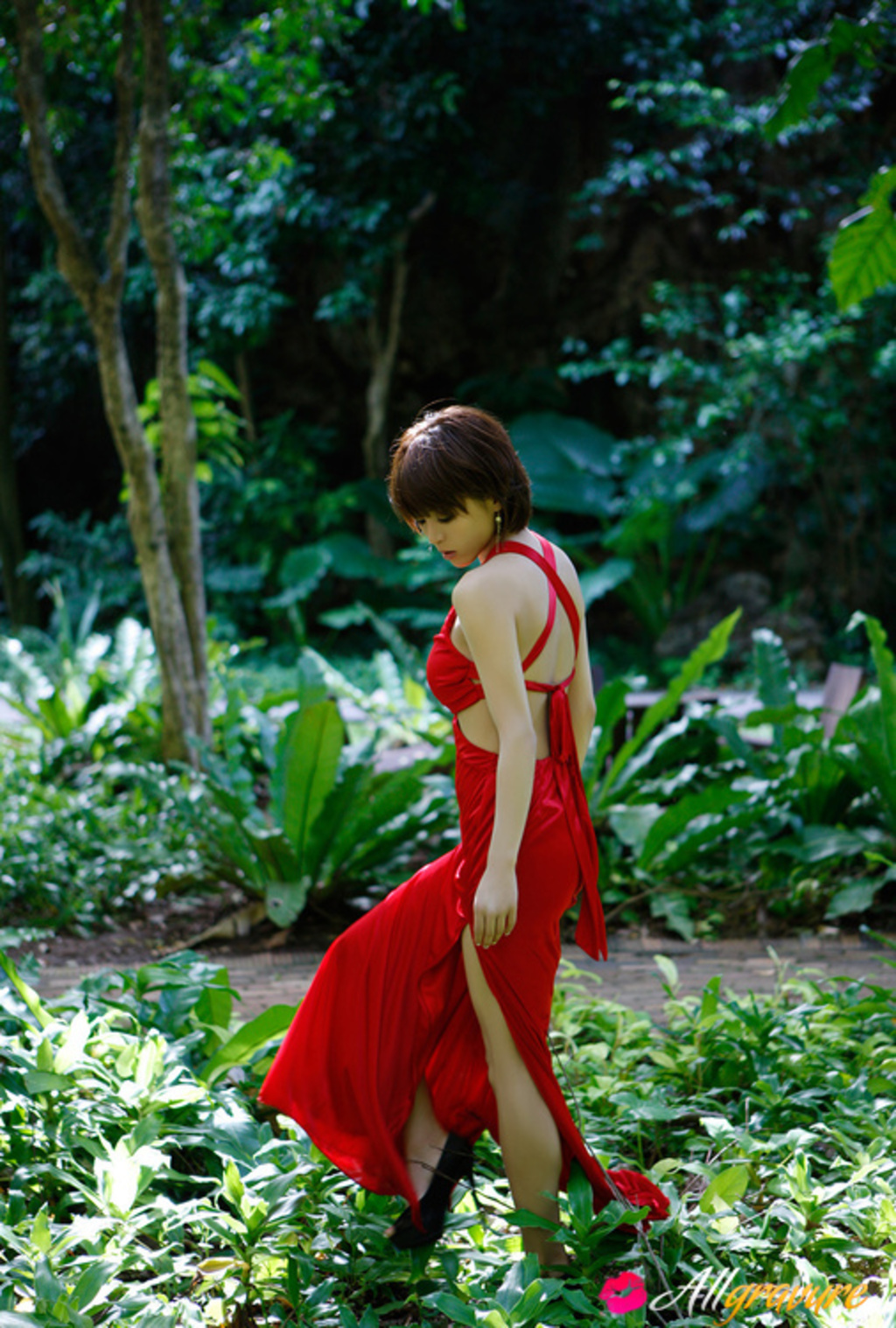 Flawless Asian Girl Yumiko Shaku 02