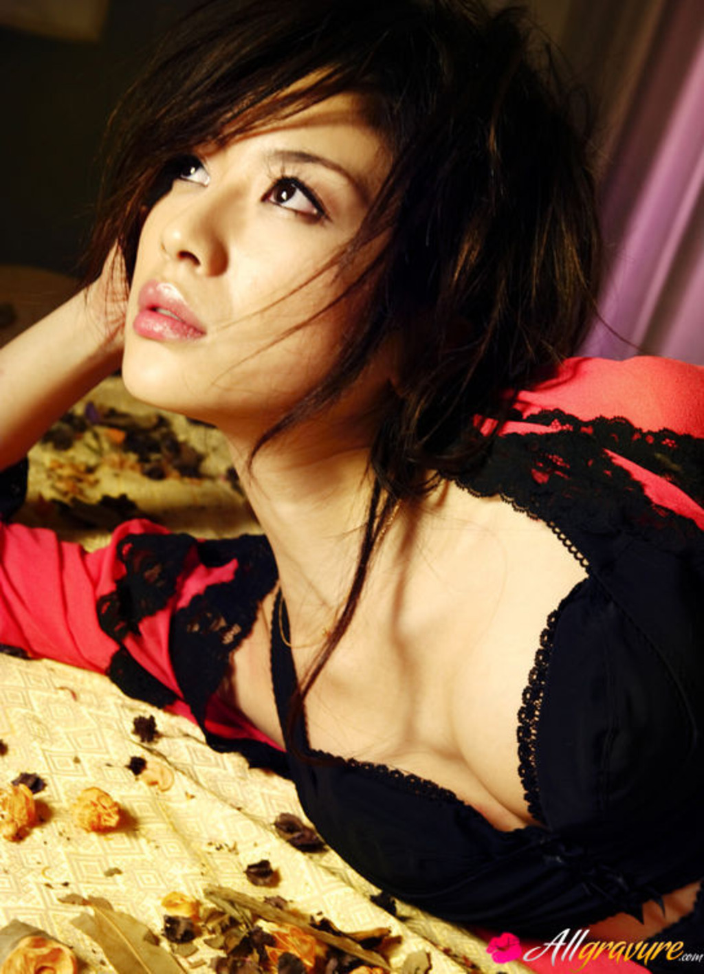 Amika Hattan 02