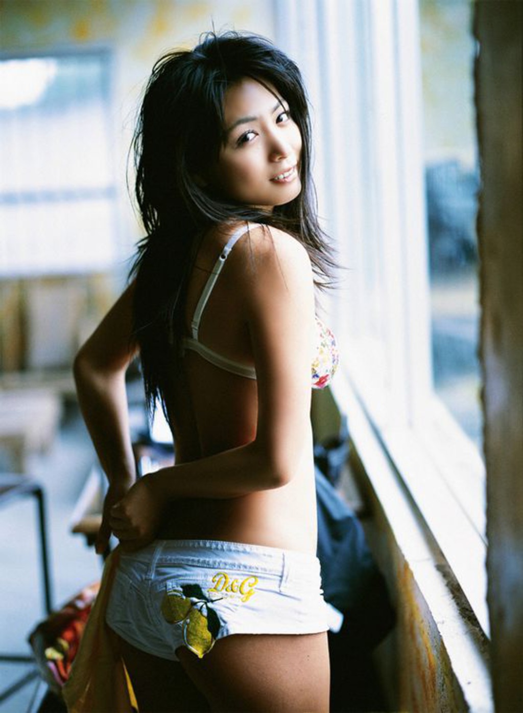 Asian Yukie Kawamura 00