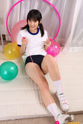 Adidas Girl Yuri Hamada
