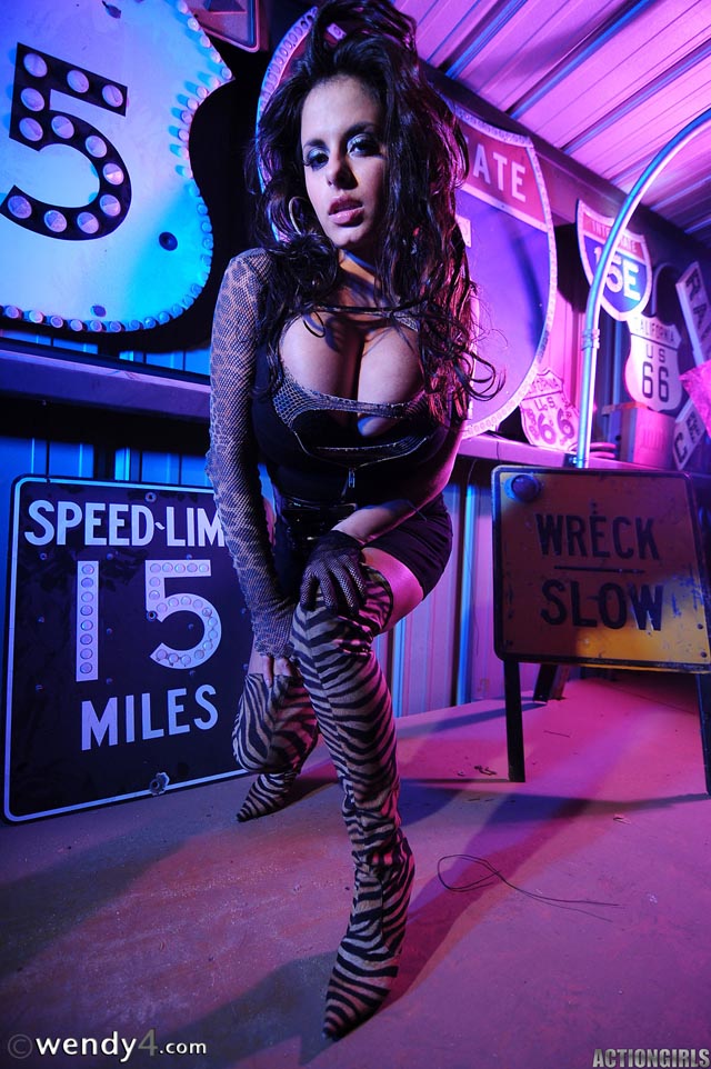 Big Titted Wendy 01