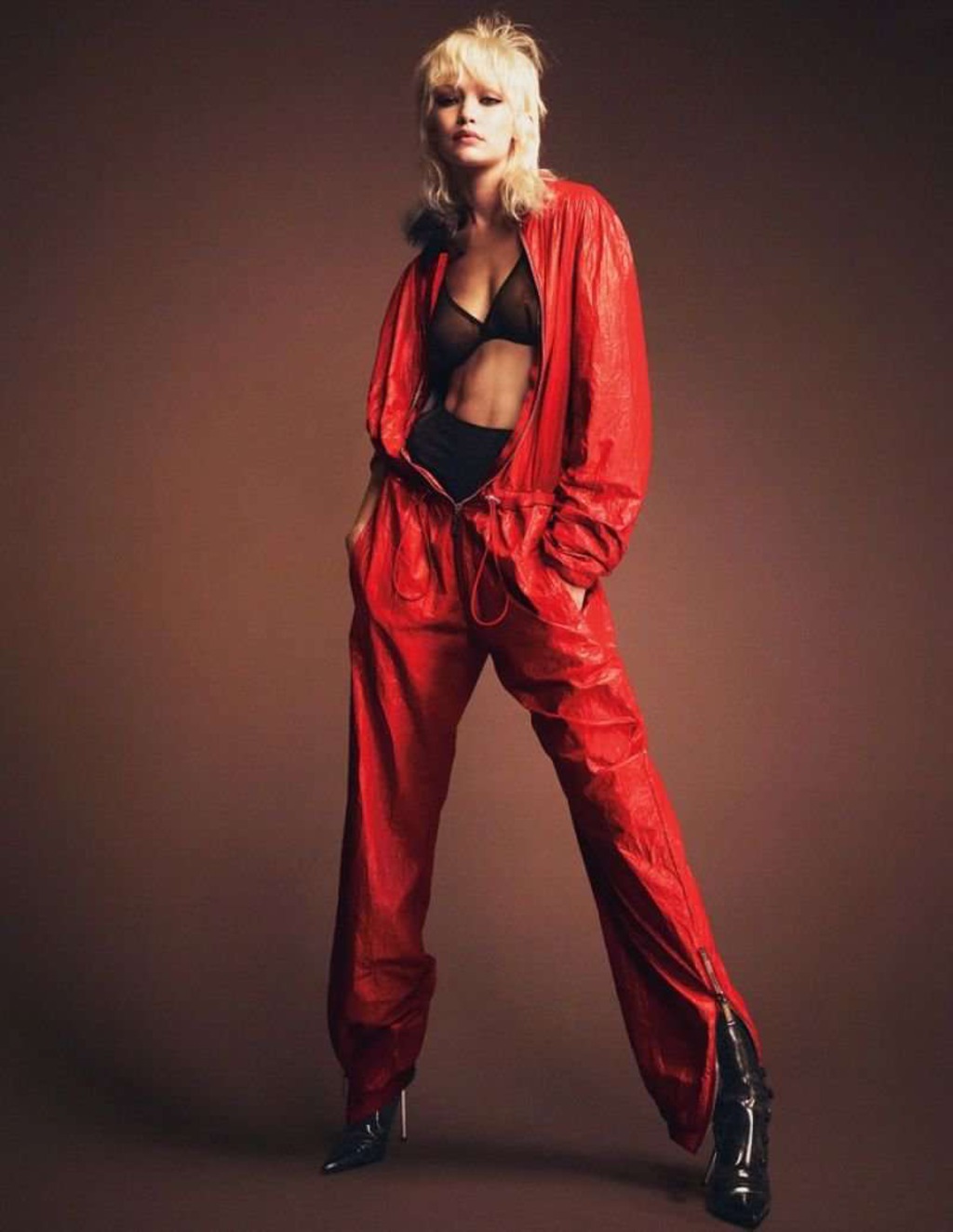 Gigi Hadid 00