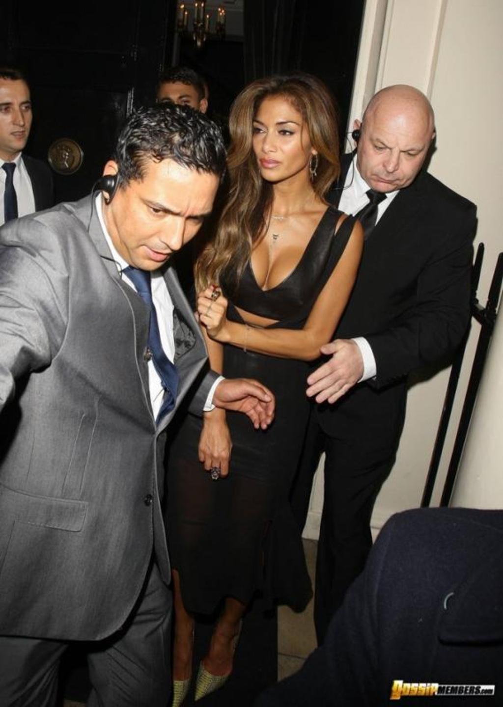 Nicole Scherzinger In Black Outfit 02