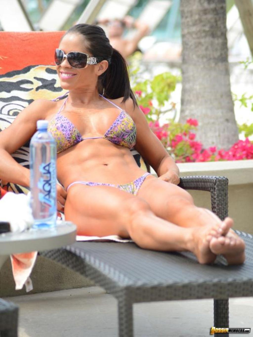 Celebrity Michelle Lewin In Bikini 11