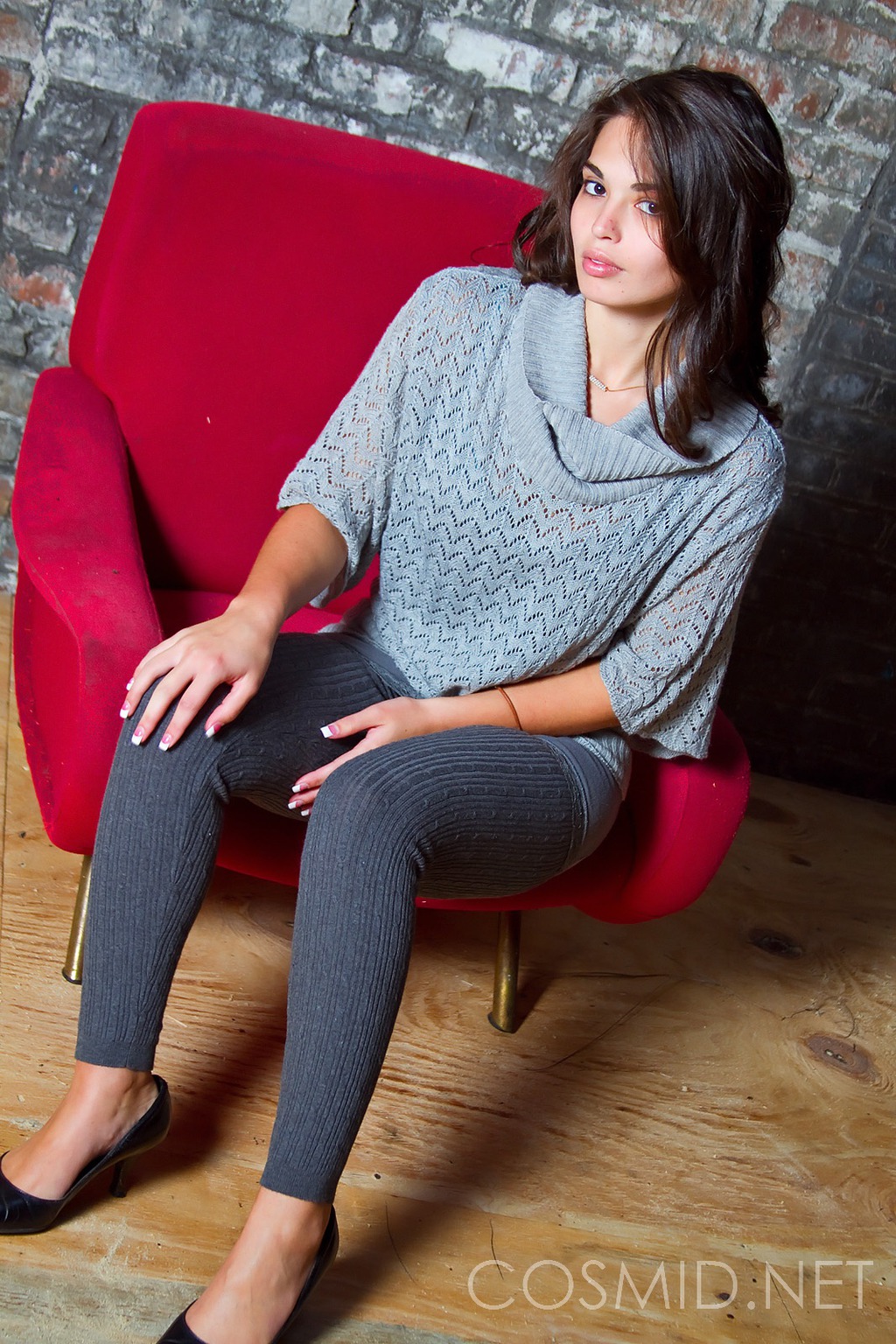 Allyse Red Chair 00