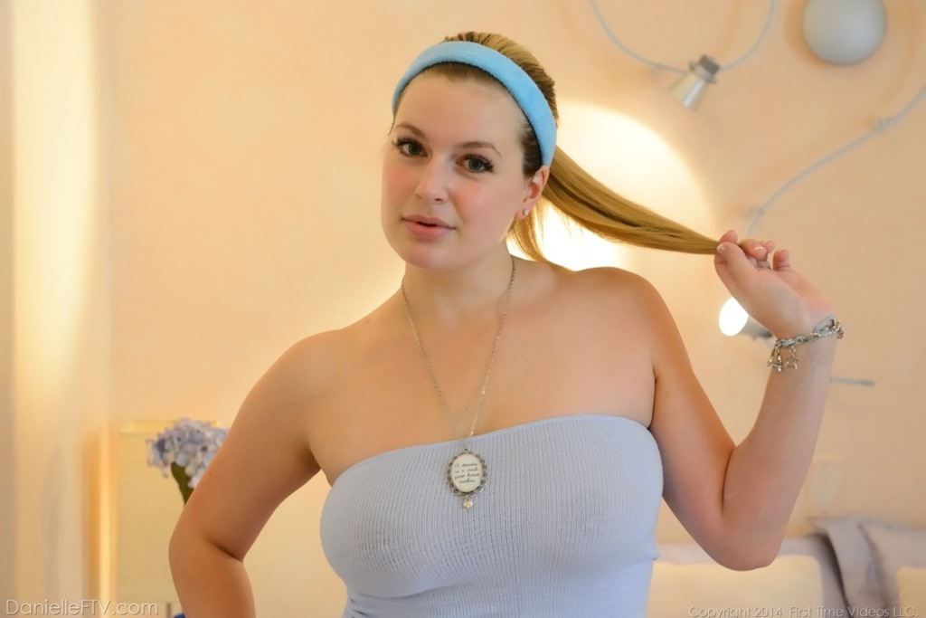 Busty Danielle In Baby Blue 01