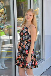 Alexia In Fun In The Sun