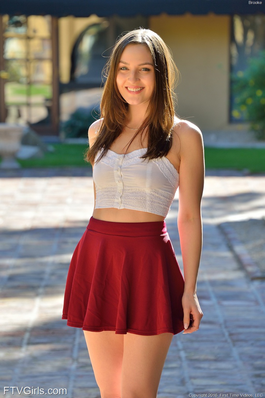 Brooke Flashing Her Butt 00