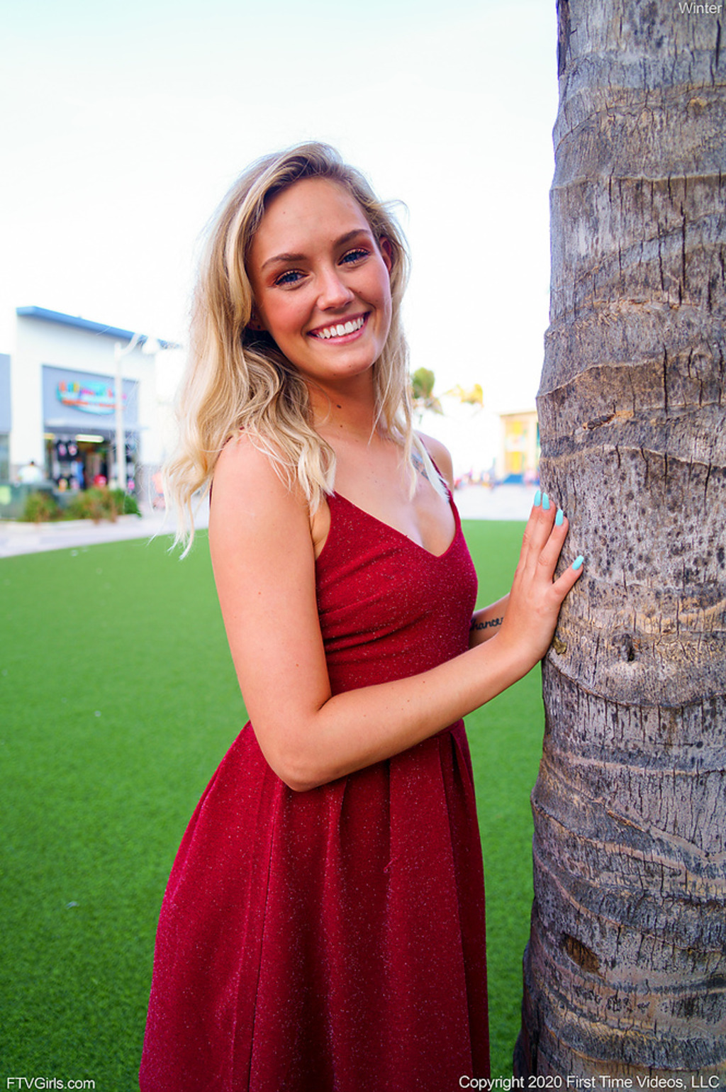 Winter In Florida Upskirt 10