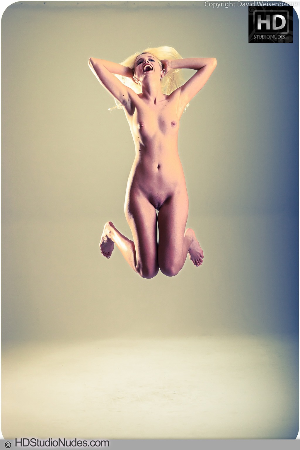 Tatyana In The Studio 02