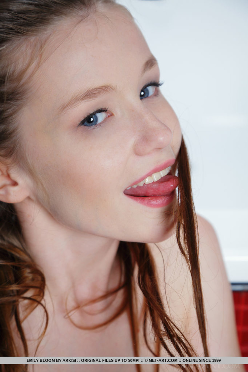 Emily Bloom 04