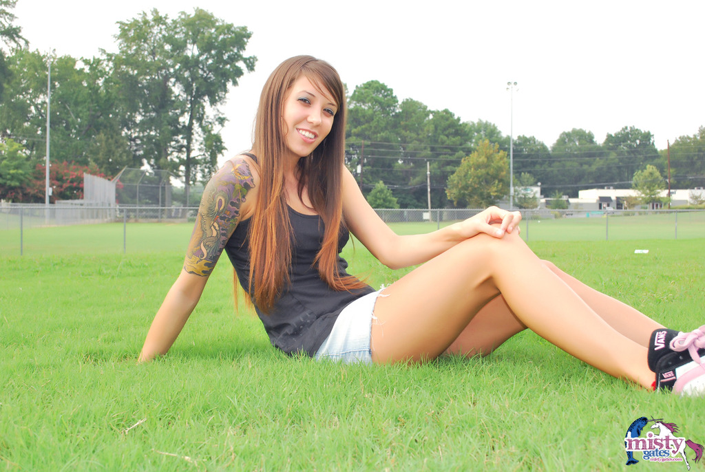 Misty Gates in public 00