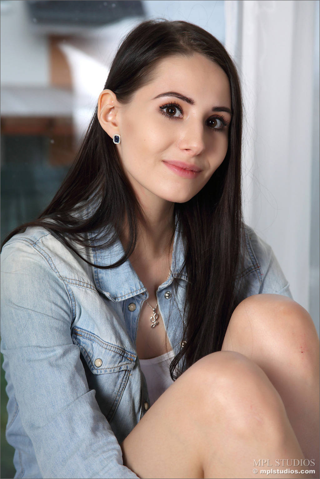 Vanessa A In Table Time 00