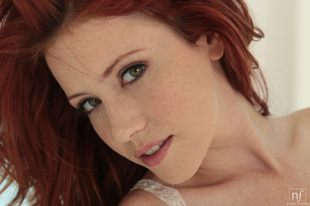 Skinny Redhead Teen Girl Elle Alexandra 04