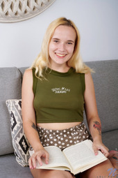 Loli Pop In Wet On Couch