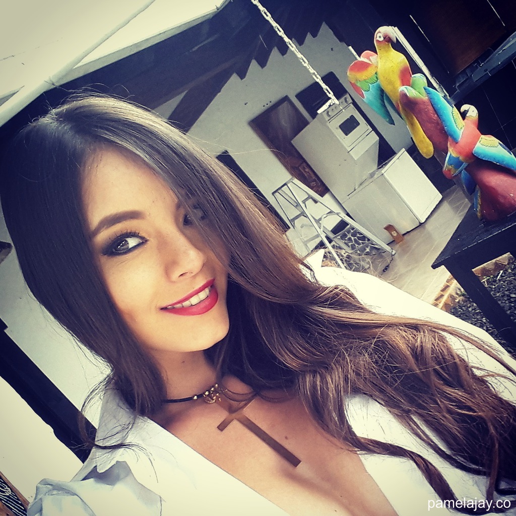 Pamela Jay 00