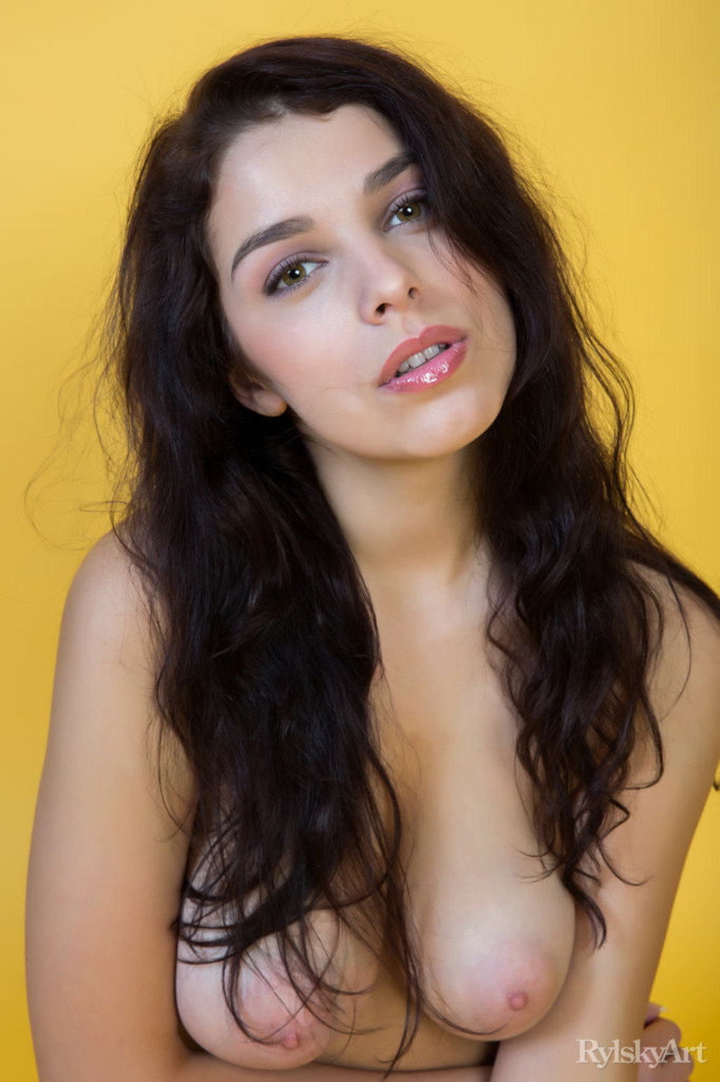 Attractive Evita Lima 08