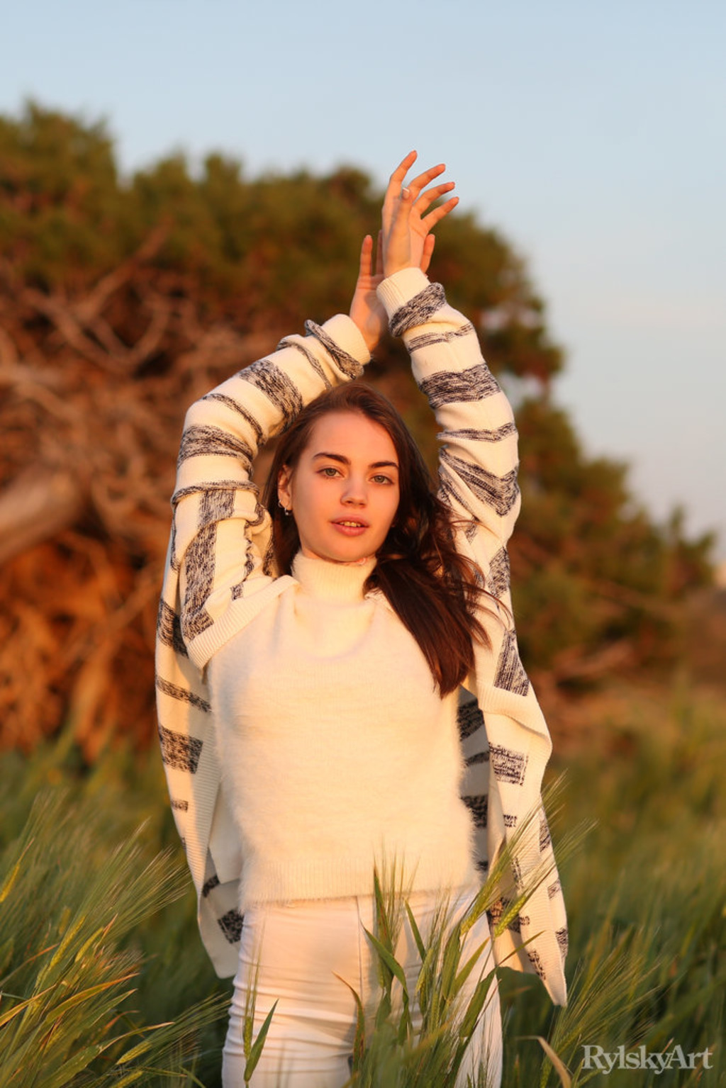 Sofy Bee In Naturel 00