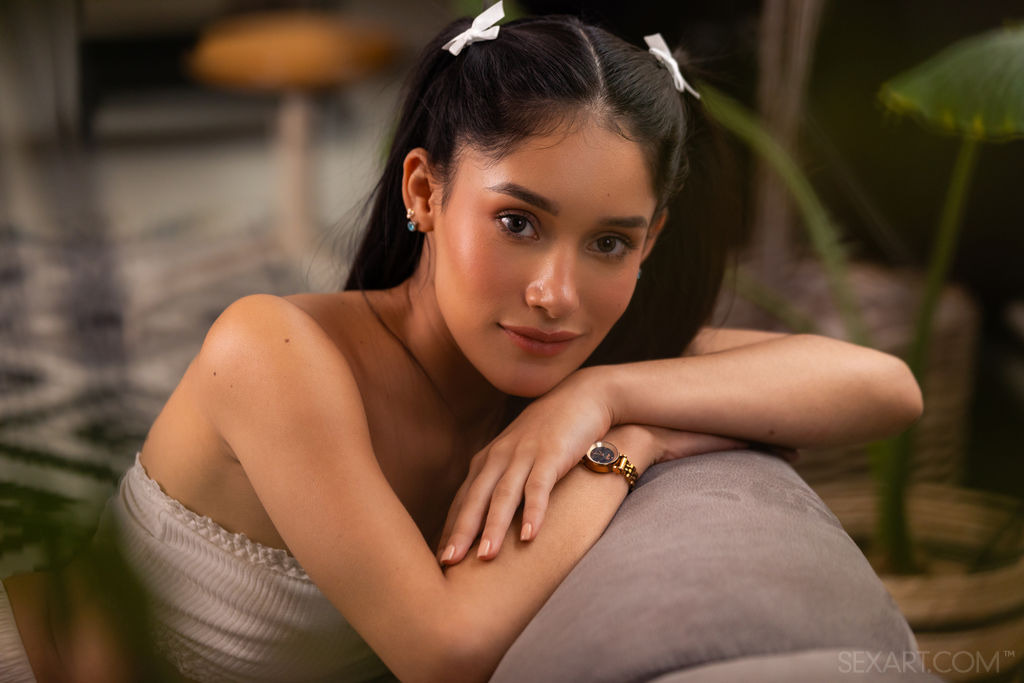 Carolina Guerrero In Naughty Looks 03