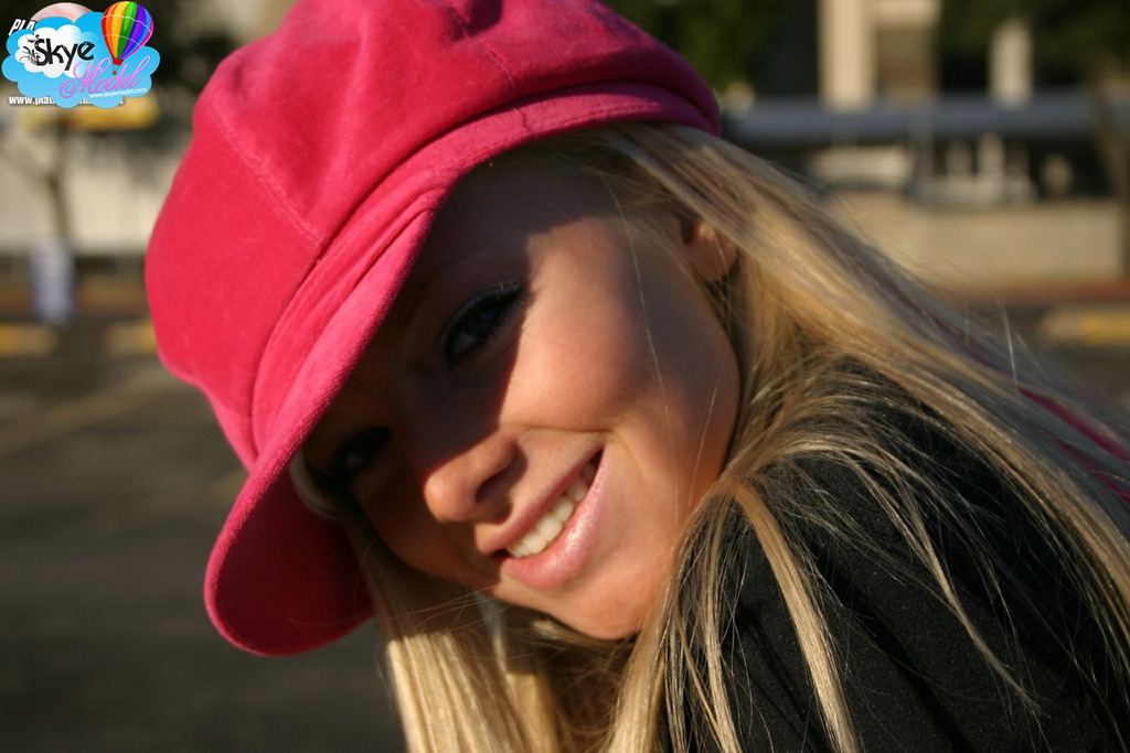 Petite Blonde Teen Skye 02