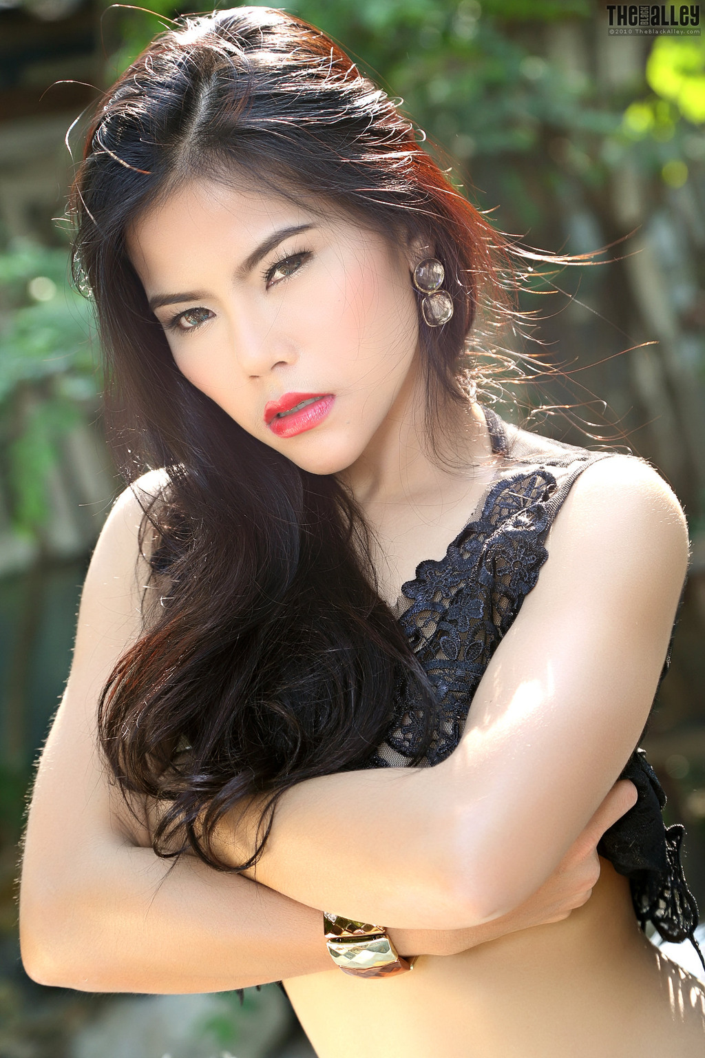 Flawless Asian Veevie 10