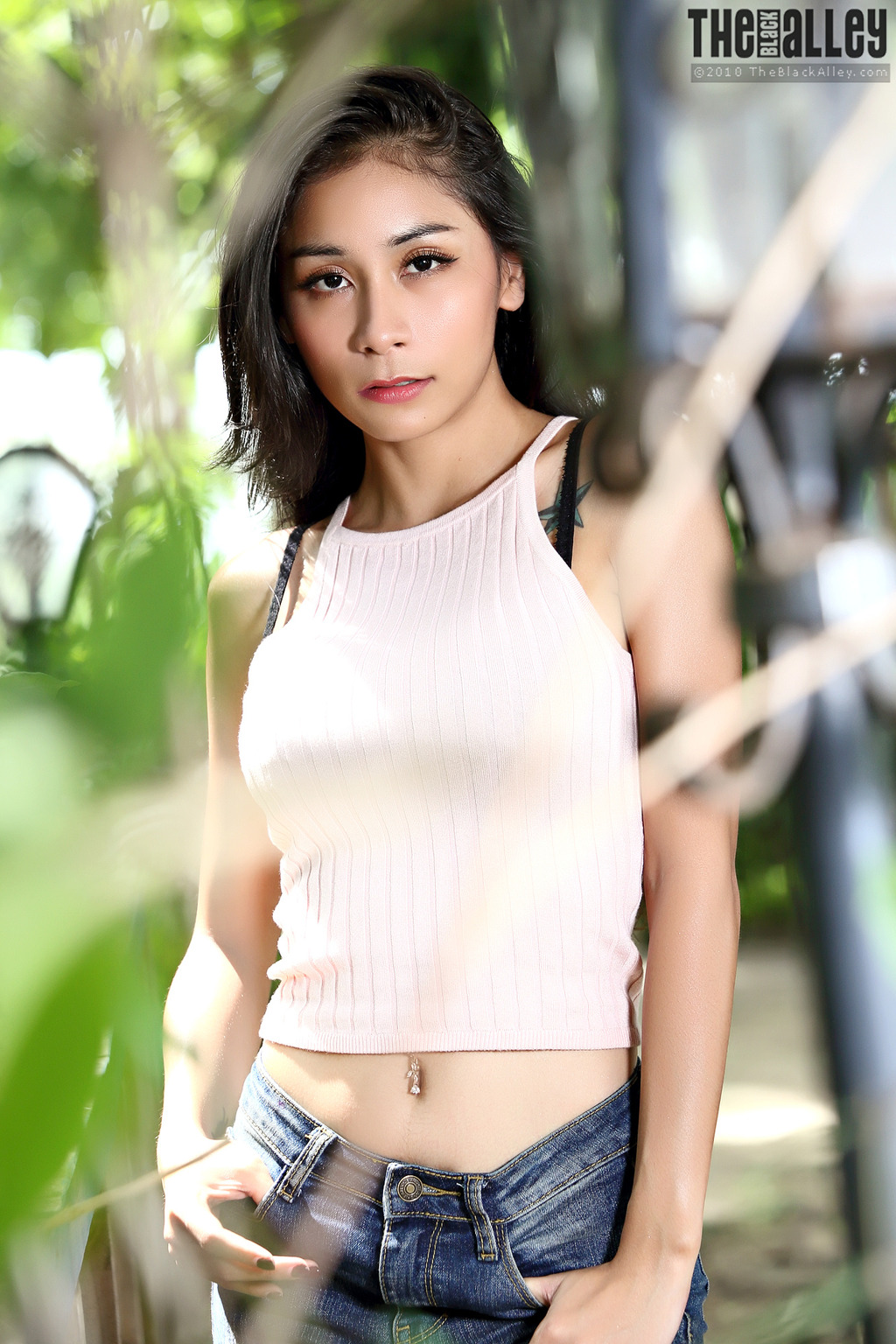 Round Asian Tits 02