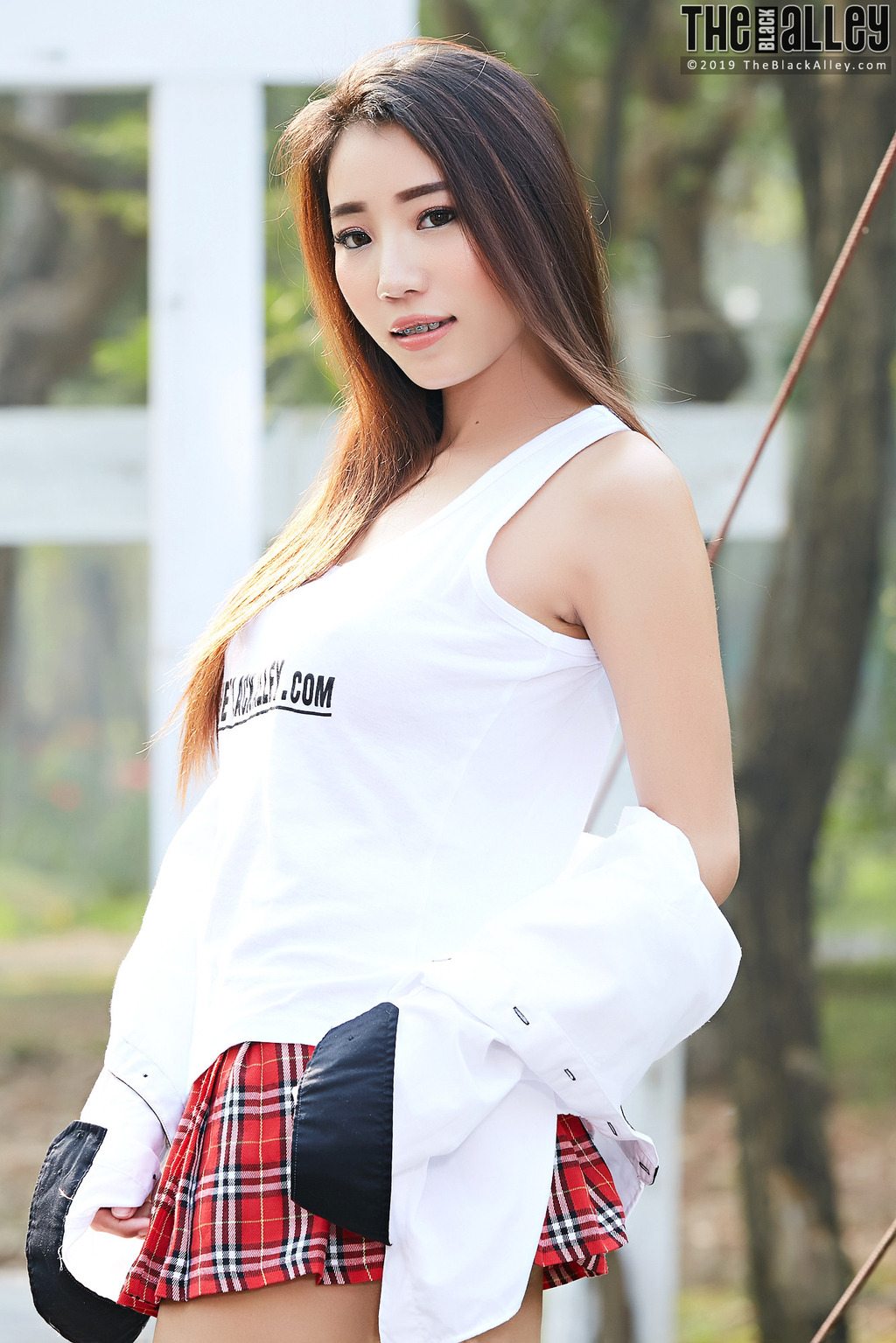 Sexy Asian Schoolgirl Farin 06