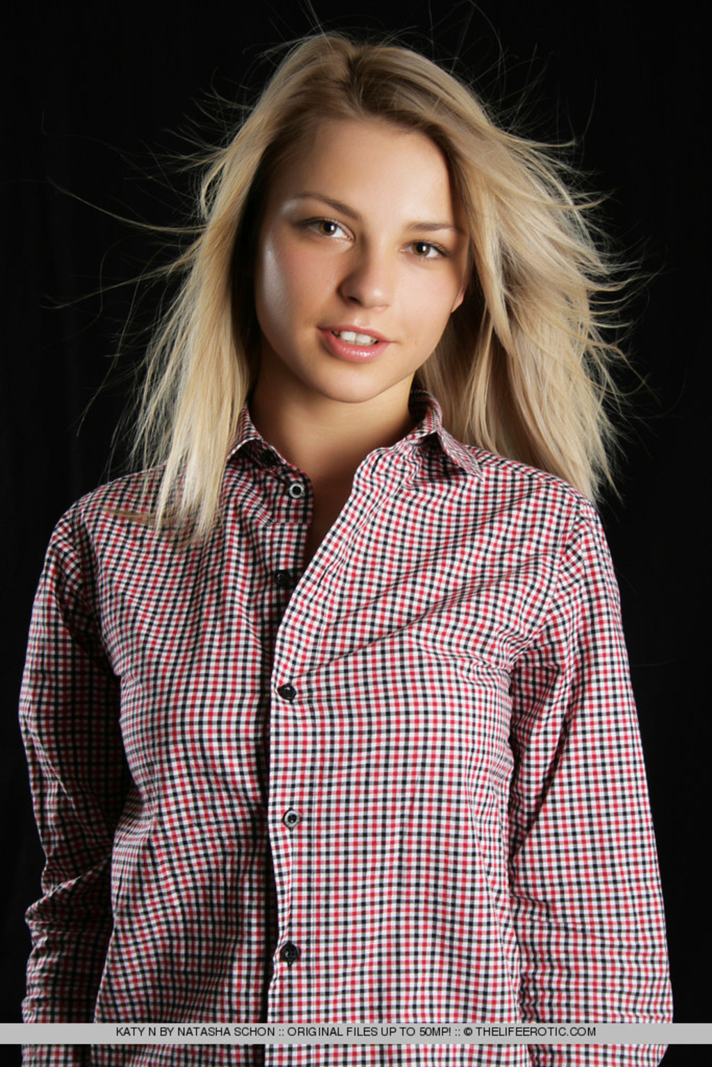 Blond innocent teen 01
