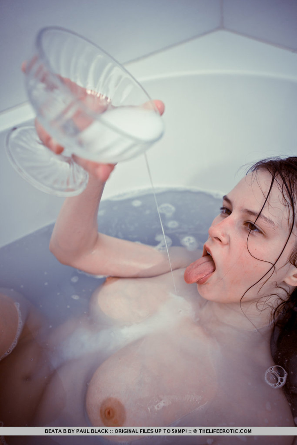 Sexy girl takes a hot bath 12