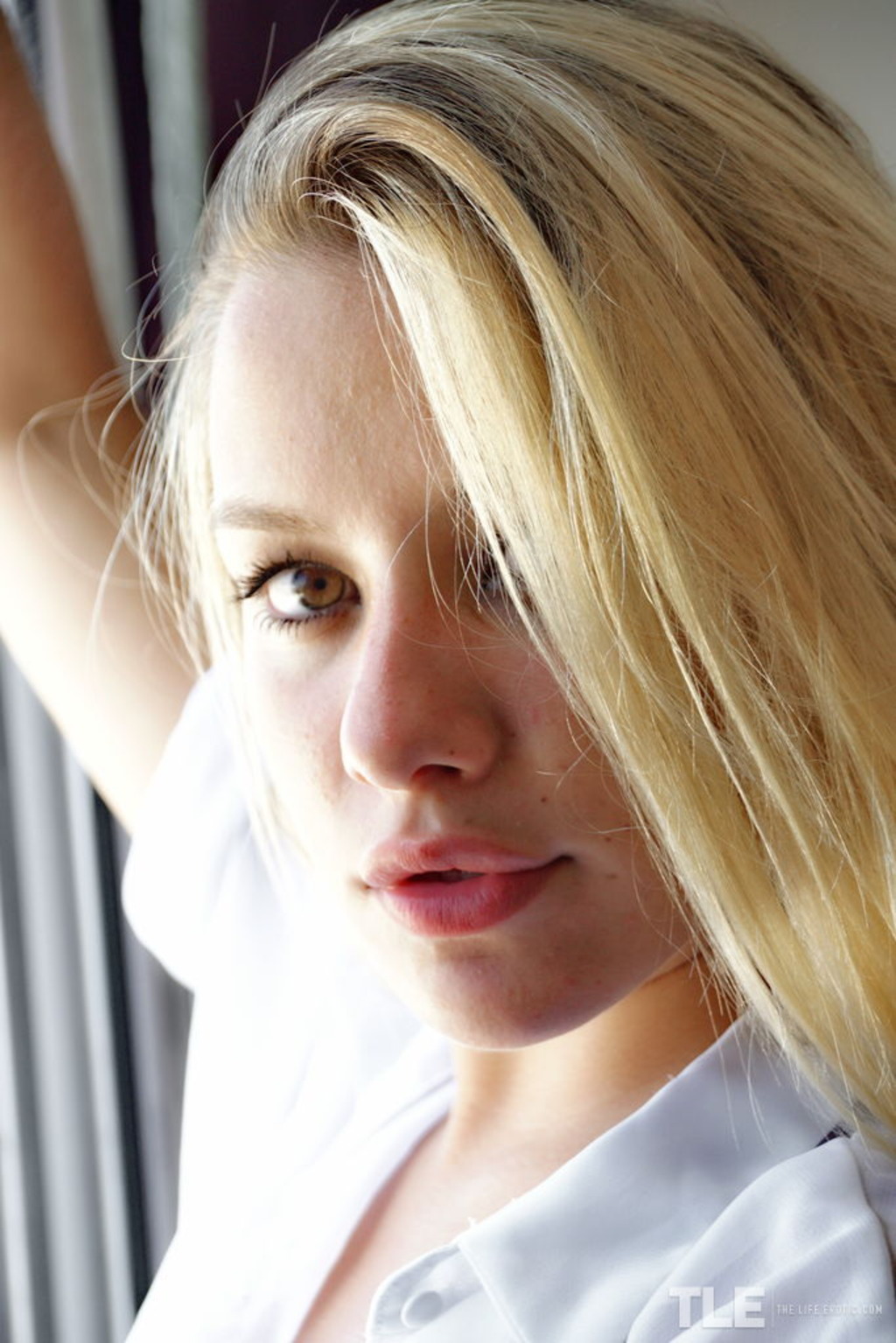 Candice In Sunlit Secrets 05
