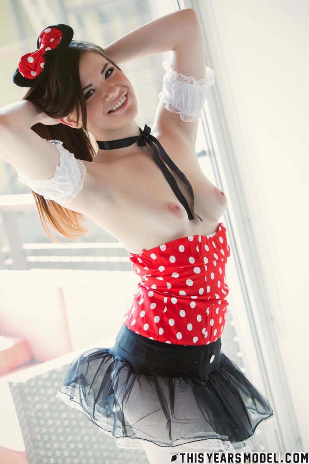 Alison Rey 08