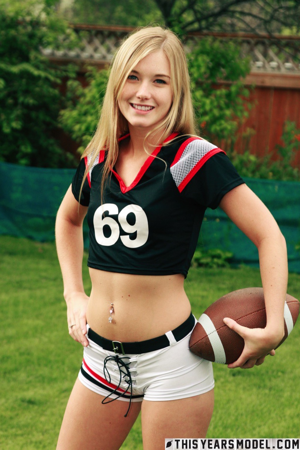 Game Day With Jewel 06
