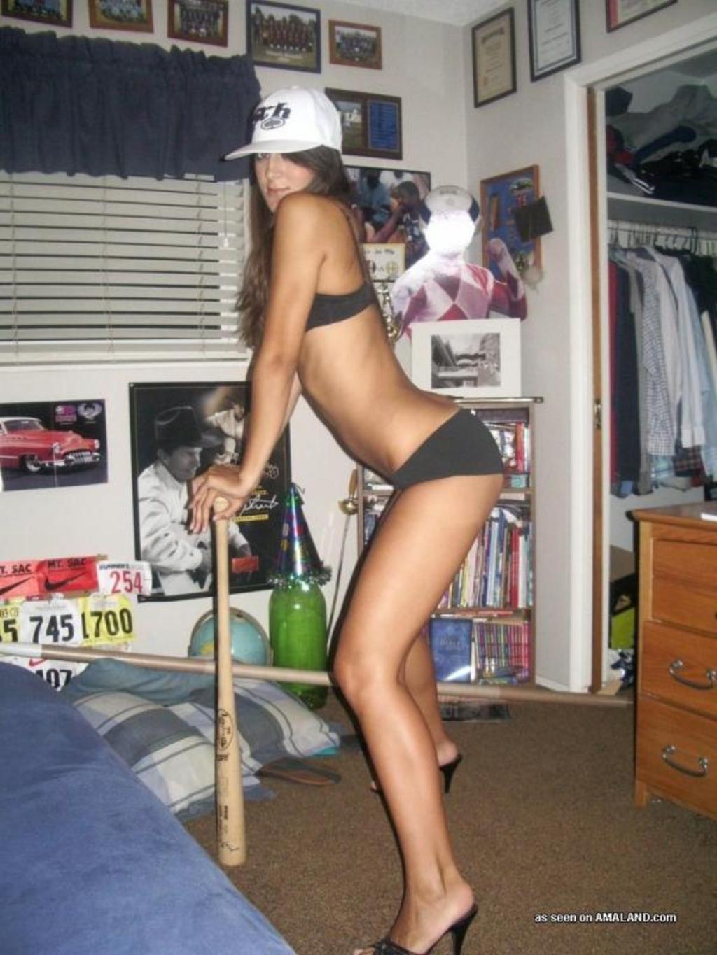Sexy Gf Posing In Lingerie 03