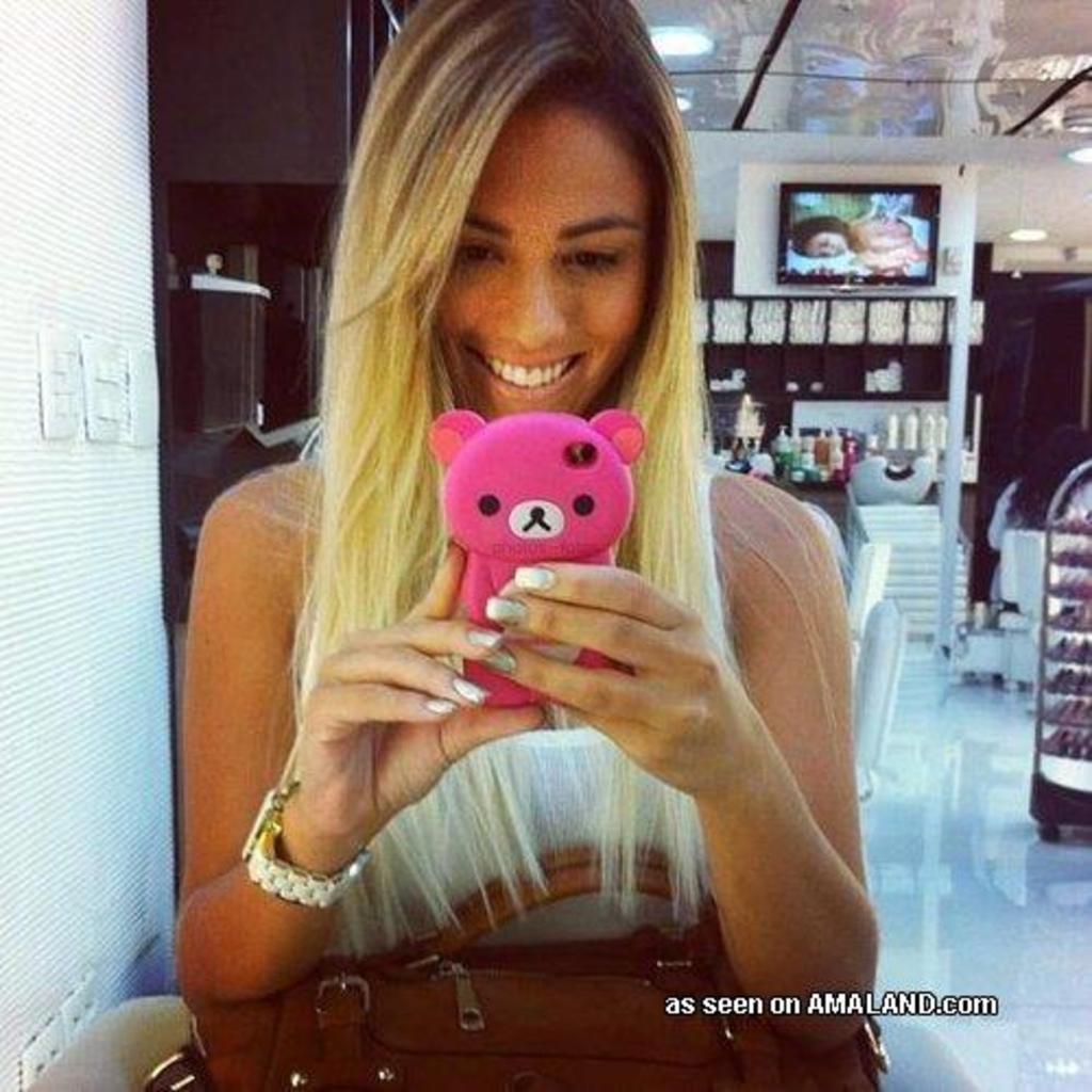 Sexy Selshot Chicks 00